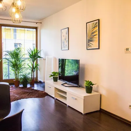 公寓 Apartament Pan Tadeusz Puchaly 卡托维兹